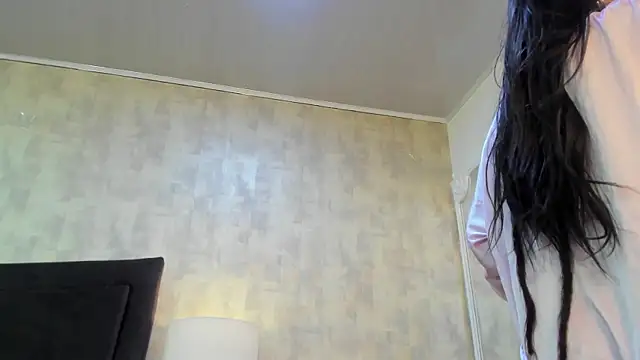 Snapshot of NahomyCarther chatting on 12/03/25, 03:47 NahomyCarther online show from 12/03/25, 03:47