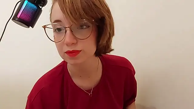 Snapshot of Elise_Nyx chatting on 09/27/25, 02:22 Elise Nyx online show from 09/27/25, 02:22