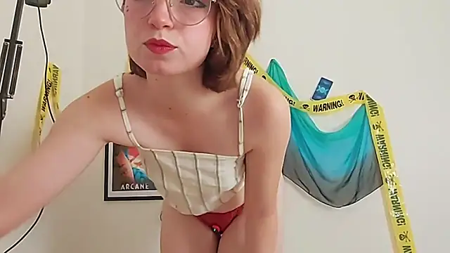 Snapshot of Elise_Nyx chatting on 11/10/25, 12:04 Elise Nyx online show from 11/10/25, 12:04