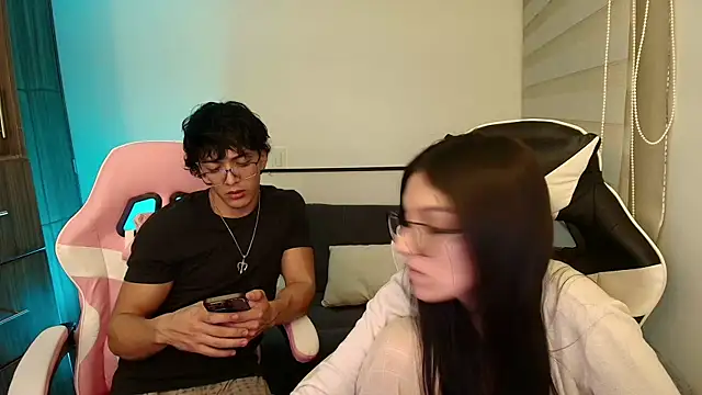 DesireLuxe online show from 11/05/25, 06:57