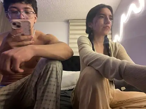 DesireLuxe online show from 02/19/26, 08:54