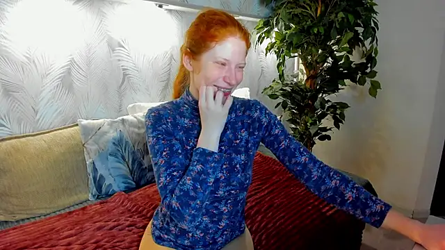 Sandra Wi1son online show from 02/17/26, 01:35