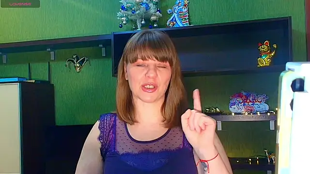 VeronikawGold online show from 12/22/25, 08:00