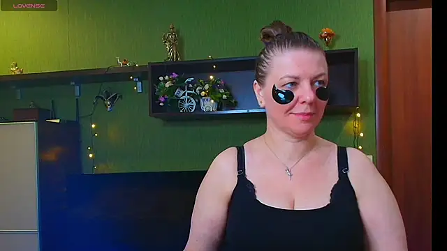 VeronikawGold online show from 04/20/26, 03:09