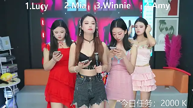 Snapshot of Sweetheart-MY chatting on 03/04/25, 03:11 Sweetheart-MY online show from 03/04/25, 03:11