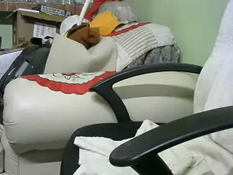 Snapshot of calme_odl1 chatting on 01/17/25, 08:34 calme odl1 online show from 01/17/25, 08:34