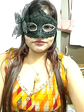 Snapshot of nitiya0100 chatting on 02/23/25, 09:44 nitiya0100 online show from 02/23/25, 09:44