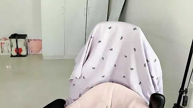 Annnnqi-77 online show from 04/11/26, 07:02