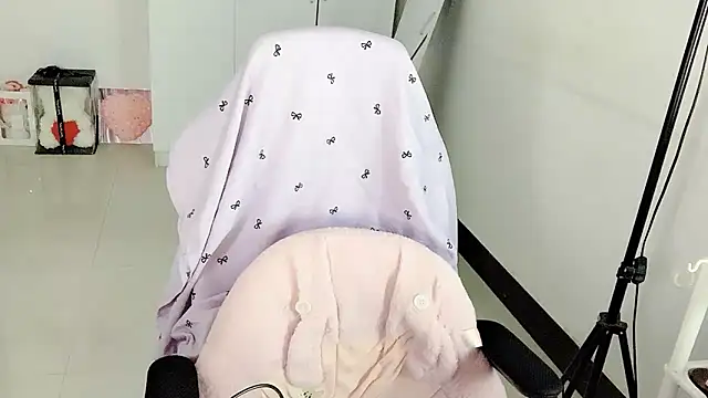 Annnnqi-77 online show from 04/12/26, 07:13