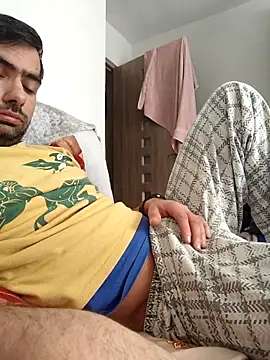 Snapshot of andreiiiii2025 chatting on 02/24/25, 07:11 andreiiiii2025 online show from 02/24/25, 07:11