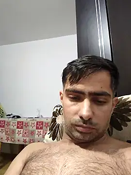 Snapshot of andreiiiii2025 chatting on 10/23/25, 08:57 andreiiiii2025 online show from 10/23/25, 08:57