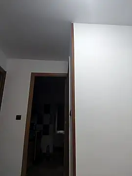 Snapshot of andreiiiii2025 chatting on 11/19/25, 01:11 andreiiiii2025 online show from 11/19/25, 01:11