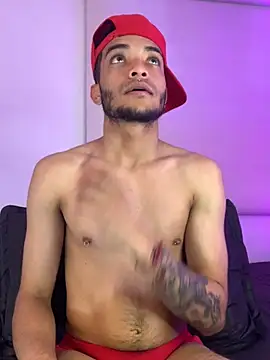 Snapshot of eross_chipre_ chatting on 03/11/25, 04:10 eross chipre online show from 03/11/25, 04:10