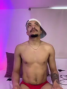 Snapshot of eross_chipre_ chatting on 12/02/25, 07:42 eross chipre online show from 12/02/25, 07:42