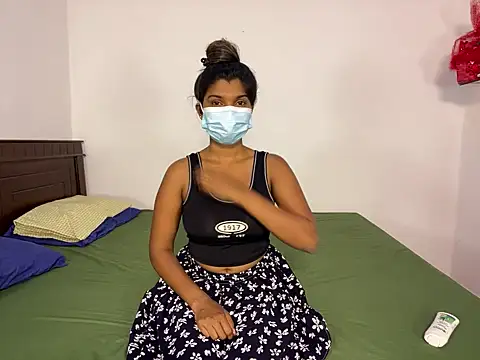 Snapshot of Baby_asha chatting on 02/18/25, 06:15 Baby asha online show from 02/18/25, 06:15