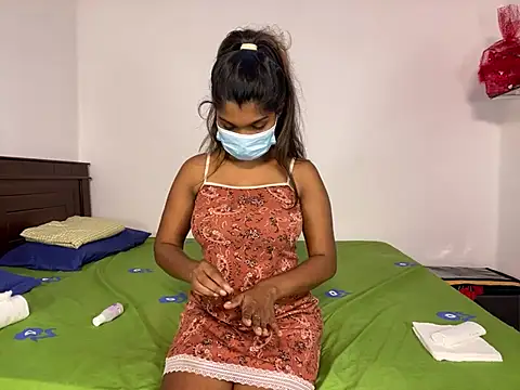 Snapshot of Baby_asha chatting on 02/19/25, 04:33 Baby asha online show from 02/19/25, 04:33