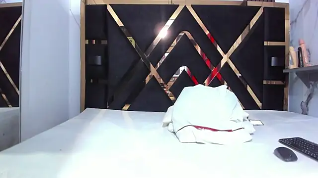 zara smitt online show from 07/08/26, 11:26