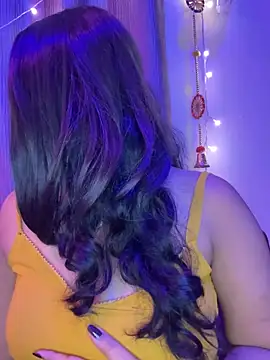 Dishasarmaa05 online show from 09/17/25, 06:42