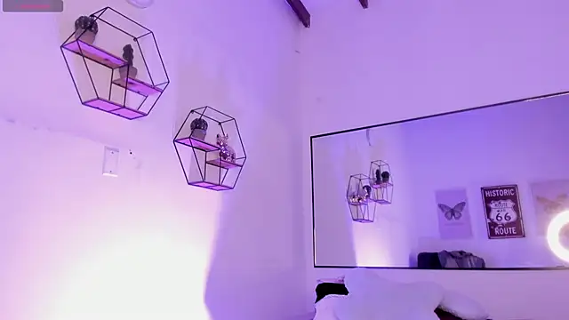 Little Lau1 online show from 10/09/25, 09:57