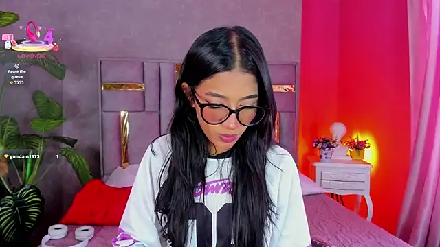 Tyla Ks online show from 04/08/26, 07:58