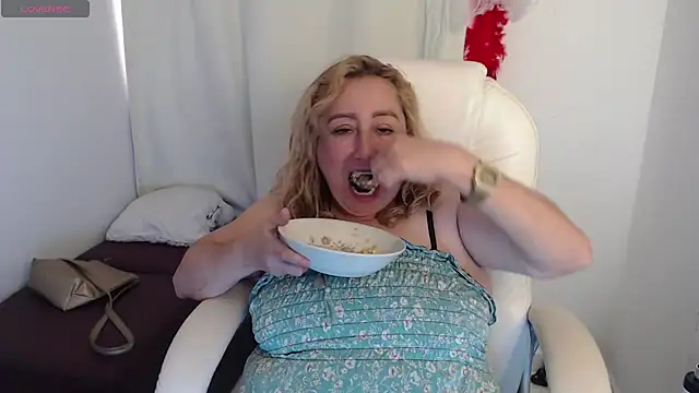 Mature 2025 online show from 11/26/25, 05:47