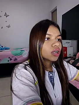 sophia ramirez12 online show from 02/18/26, 01:34