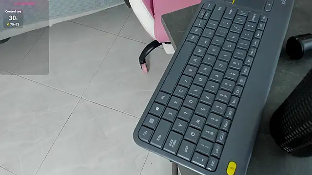 Snapshot of cutie_sarax1 chatting on 10/30/25, 12:06 cutie sarax1 online show from 10/30/25, 12:06