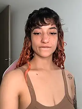 jennalux  online show from 10/21/25, 09:15