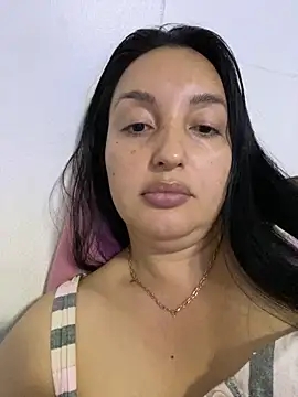 Snapshot of tu-bebitaa chatting on 02/19/25, 02:33 tu-bebitaa online show from 02/19/25, 02:33