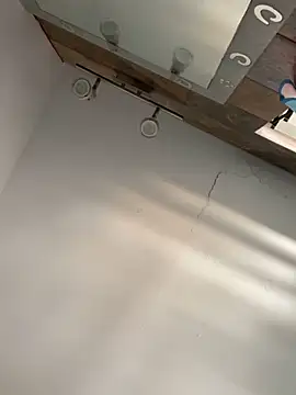 Snapshot of tu-bebitaa chatting on 02/19/25, 07:38 tu-bebitaa online show from 02/19/25, 07:38