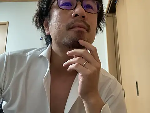 masato1115aa online show from 11/12/25, 03:18