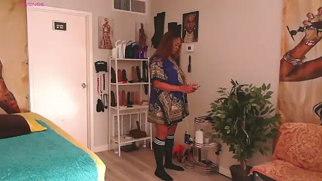 Queenanitadix online show from 02/20/25, 06:46