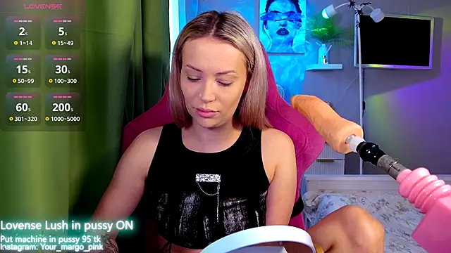 Snapshot of Margony chatting on 11/01/25, 03:52 Margony online show from 11/01/25, 03:52