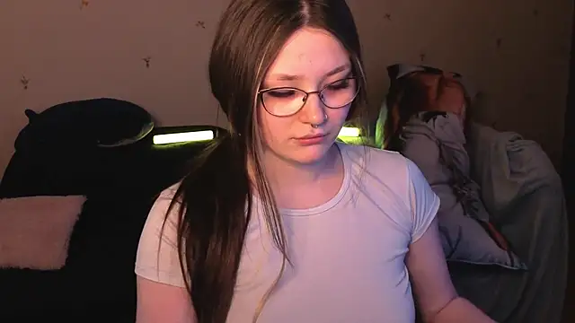milliedoll online show from 05/23/26, 10:08