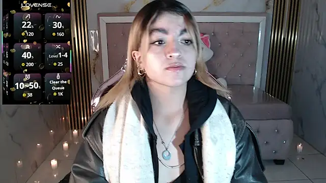 lili conor s online show from 09/13/25, 03:50