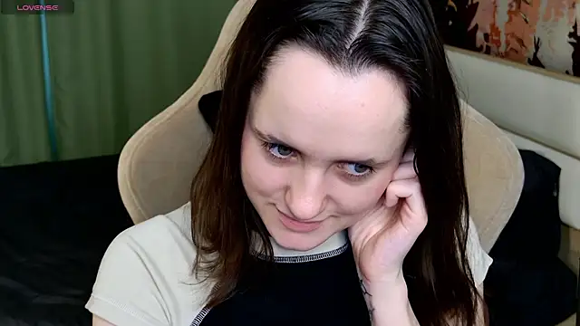 Luna Loveee online show from 03/14/25, 06:21