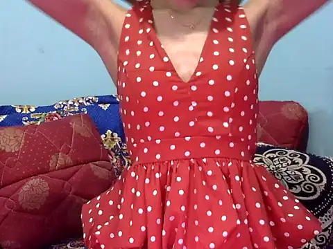 Snapshot of _luckylips chatting on 02/16/26, 05:53 luckylips online show from 02/16/26, 05:53