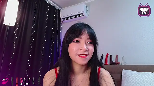 miyakimi0101 online show from 09/25/25, 12:36