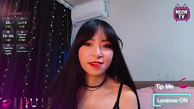 miyakimi0101 online show from 10/09/25, 11:58