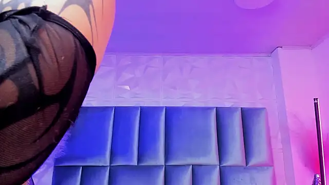 Selene bennet online show from 03/17/26, 03:44