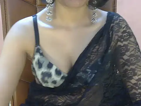 Cute Pihu01 online show from 05/16/26, 07:56