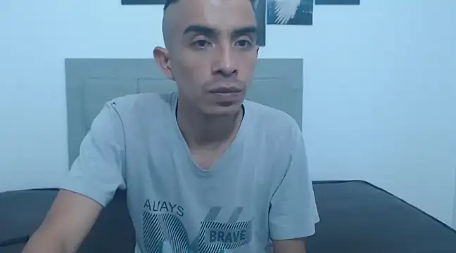 Snapshot of jhonny_k chatting on 03/21/25, 10:39 jhonny k online show from 03/21/25, 10:39