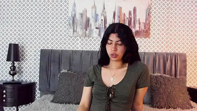 Cassie bloom online show from 11/11/25, 07:58