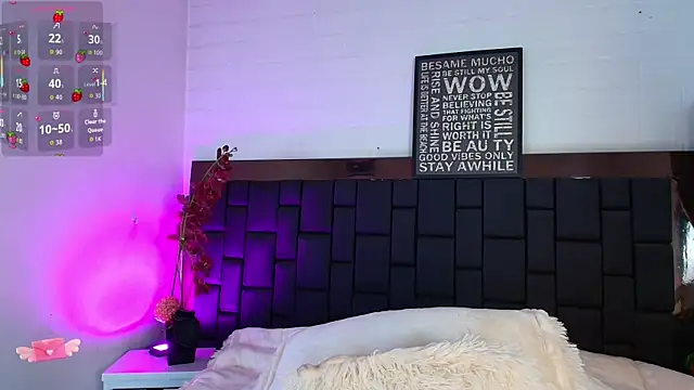 Snapshot of Lexi_Howard_ chatting on 12/19/25, 03:35 Lexi Howard online show from 12/19/25, 03:35