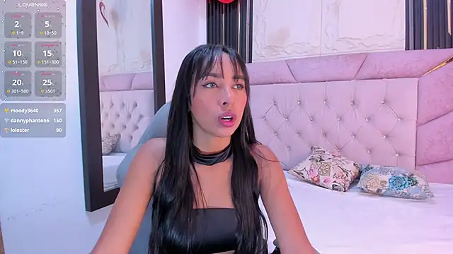 Emma lorense22 online show from 02/21/25, 07:10