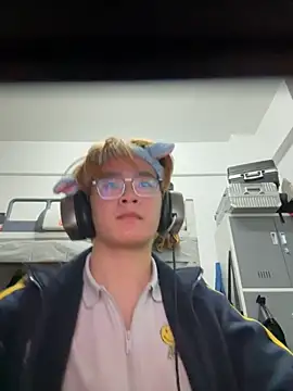 Anson0722 online show from 10/27/25, 03:27