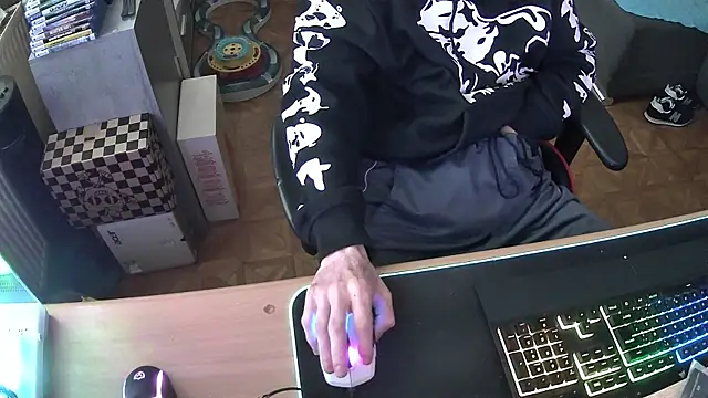 DerGeileLoveboy online show from 12/15/25, 09:13