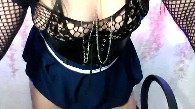 Snapshot of shashel5 chatting on 01/10/26, 05:53 shashel5 online show from 01/10/26, 05:53