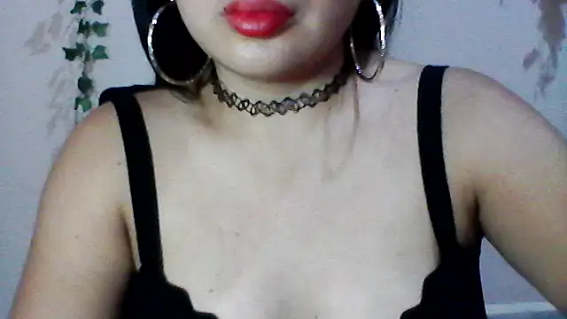 Snapshot of shashel5 chatting on 02/19/26, 06:31 shashel5 online show from 02/19/26, 06:31