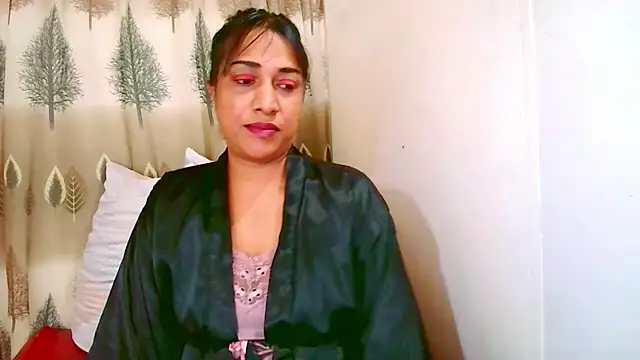 Snapshot of Indian_Erotic69 chatting on 07/15/26, 05:12 Indian Erotic69 online show from 07/15/26, 05:12